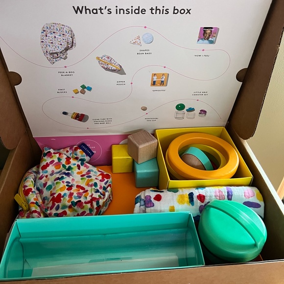 Lovevery The Explorer, 9-10m - Picture 3 of 3